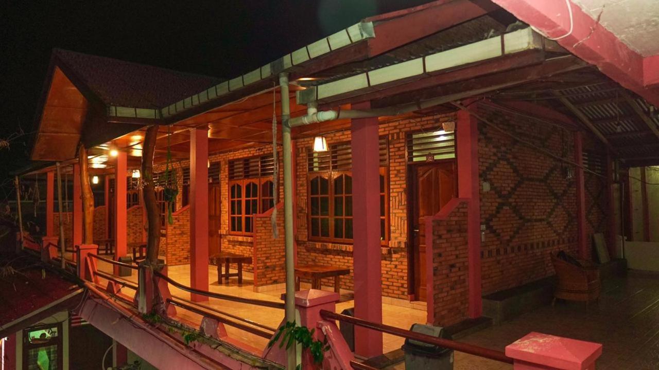 茱迪塔小屋旅馆 图克图克 外观 照片